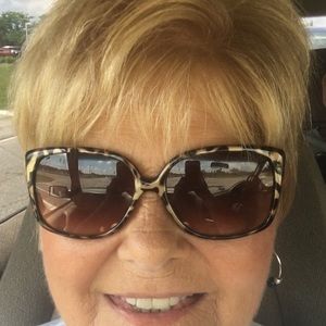 Meet your Posher, Kathy